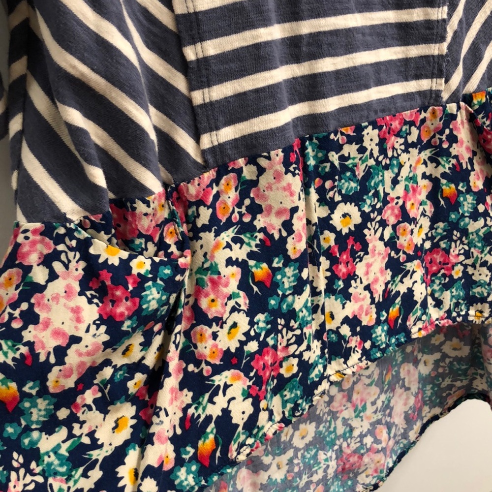 Postmark Tunic - Picture 2 of 4